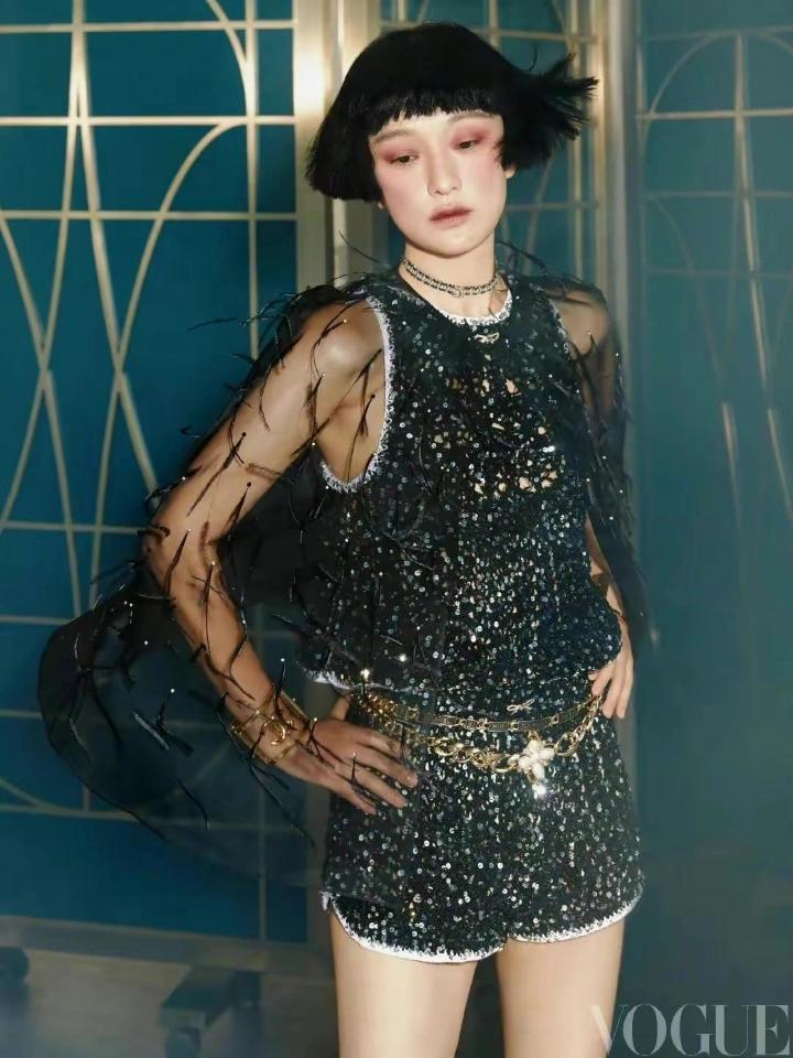 周迅——本宫时尚大片回归,尔等终究就是妃