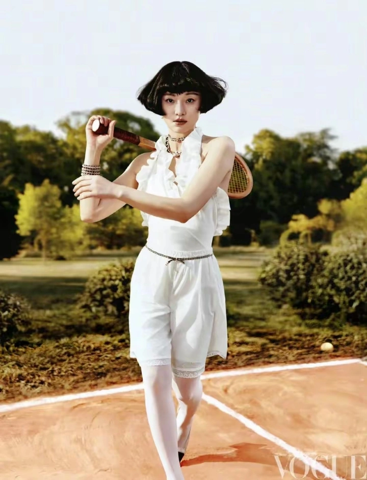 周迅——本宫时尚大片回归,尔等终究就是妃