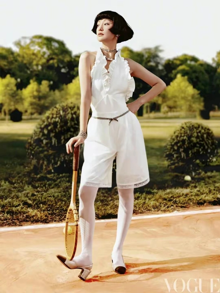 周迅——本宫时尚大片回归,尔等终究就是妃