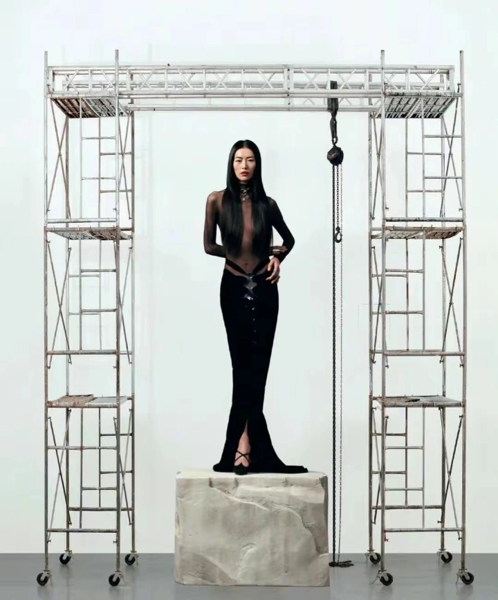 刘雯——博物馆里进击的超模