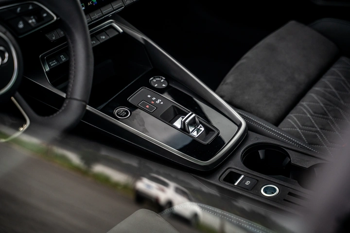 弹车试驾：奥迪A3 Sportback，这才是豪华两厢该有的样子