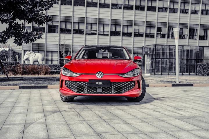 高清大图评测全新一代上汽大众凌渡L,这辆“辣馒头”有点味道