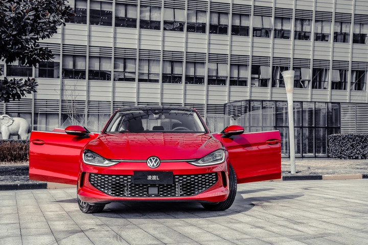 高清大图评测全新一代上汽大众凌渡L,这辆“辣馒头”有点味道