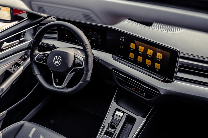 高清大图评测全新一代上汽大众凌渡L,这辆“辣馒头”有点味道