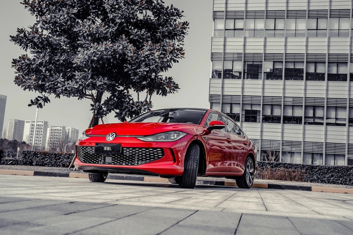 高清大图评测全新一代上汽大众凌渡L,这辆“辣馒头”有点味道