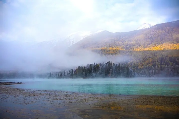 领略喀纳斯风光