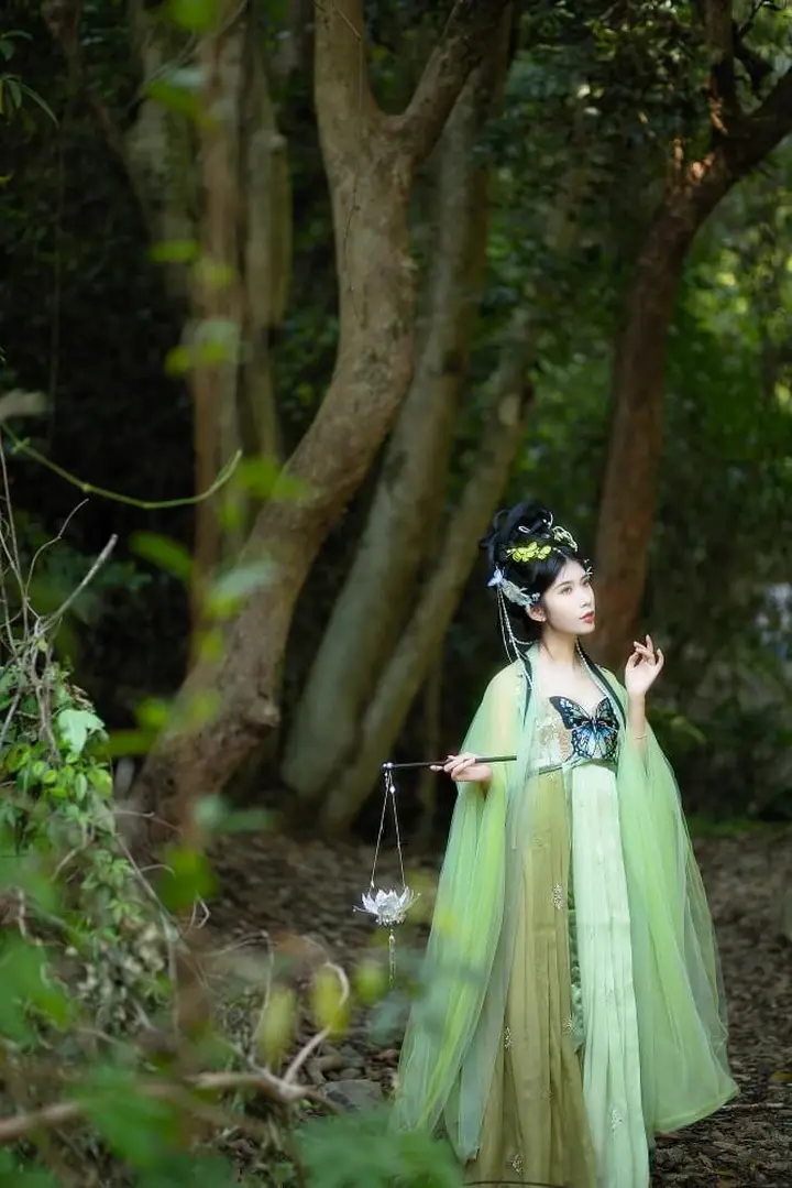 领取你的专属古风姿势