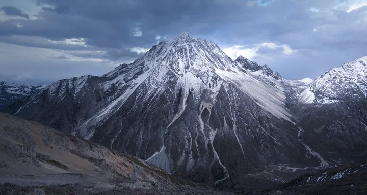 夏季也能玩转雪山