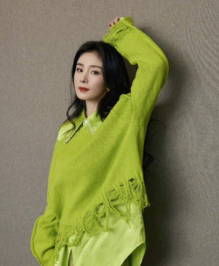 杨幂教你怎么穿荧光色