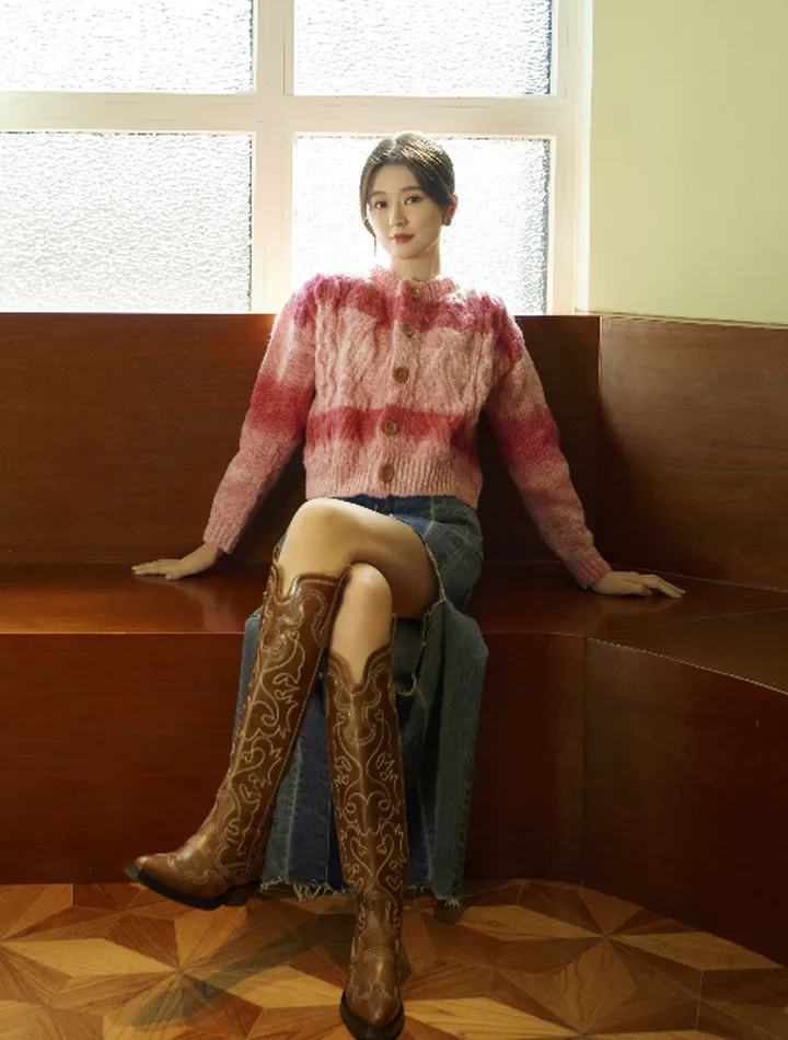 乔欣大秀彩色冬日