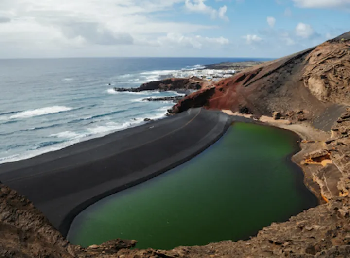 海与火山的秘密天堂