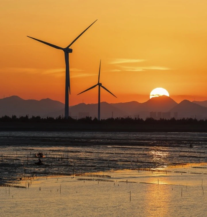 清洁能源财富密码:一台大风车的日发电收益究竟几何?