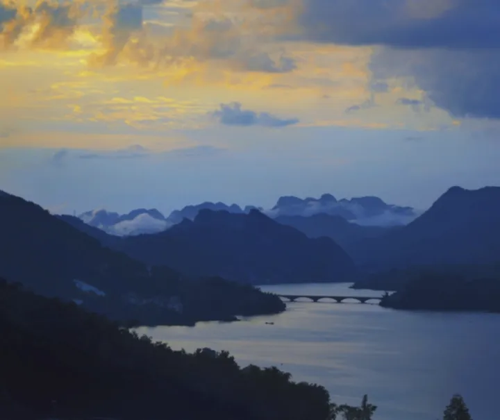 从饮食到生活环境,全方位揭示巴马长寿村居民的长寿秘密