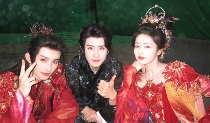 白鹿、敖瑞鹏合作新剧