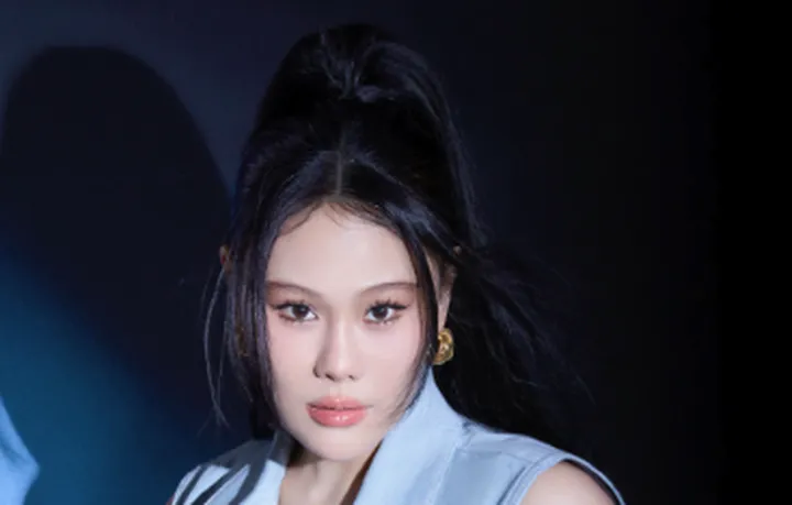 你知道袁娅维本名吗?