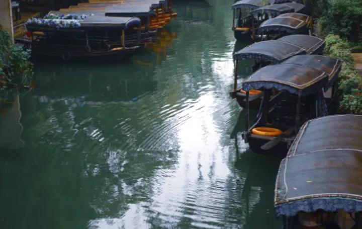 一日览尽渝湘黔