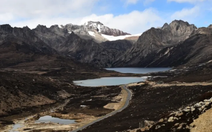 川西的绝美双生姊妹湖