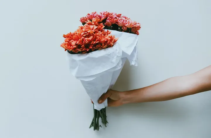 送现金花束违法吗