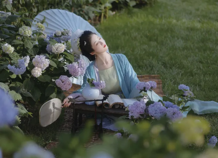 古典风格:如何成为气质女神?