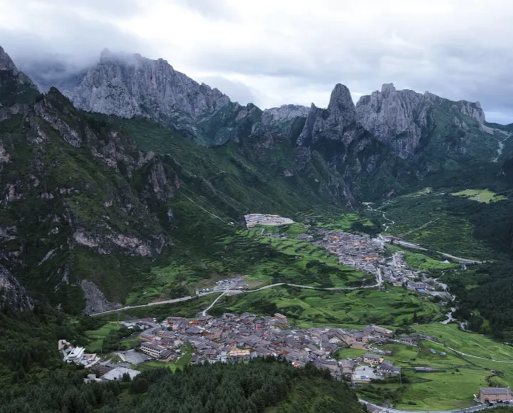 从贵州启程,探索云贵川的自然密码与文化纽带