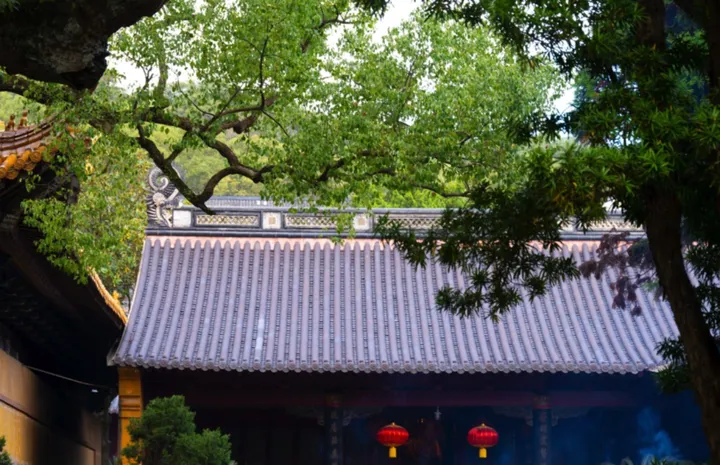 普陀山：神秘与庄严共生之地