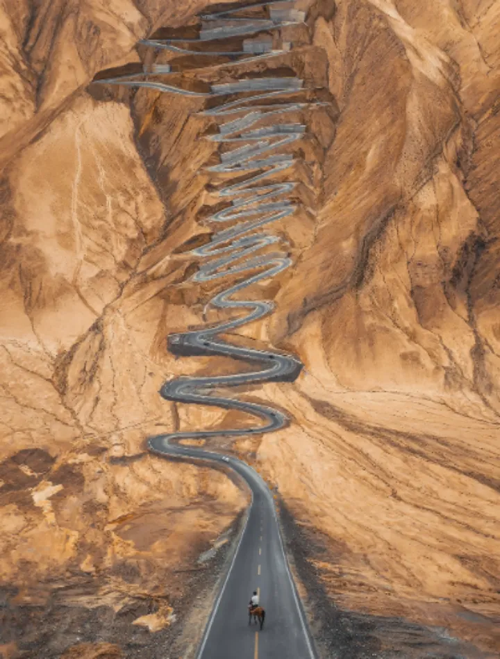 探秘盘山公路:为何它能征服险峻,守护每一程平安