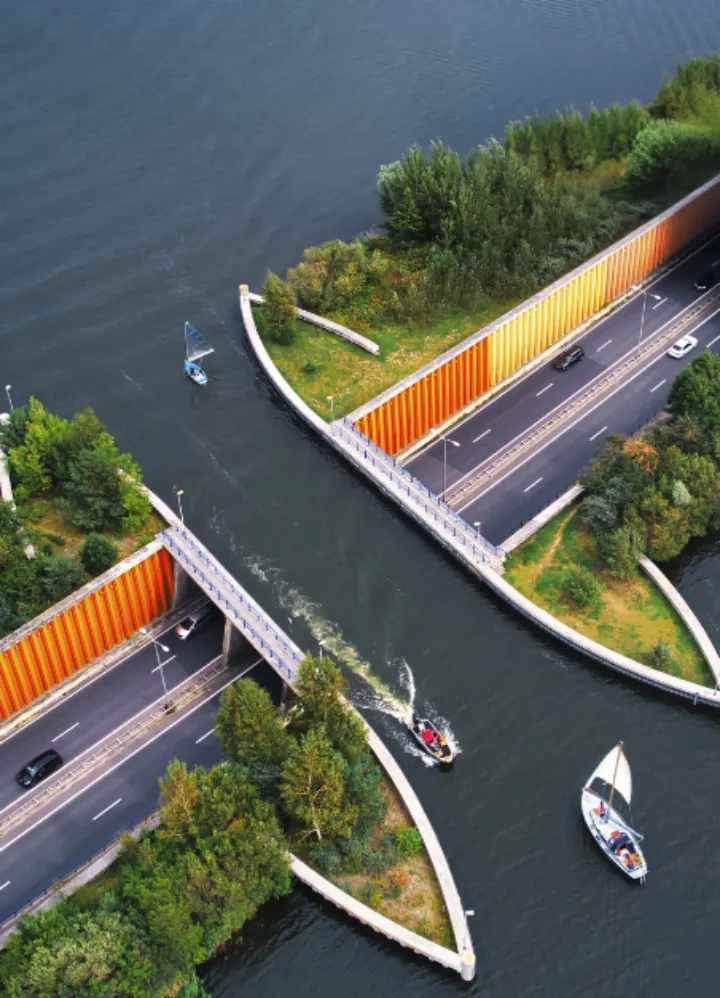 探访荷兰的水上奇迹:费吕沃湖水道桥