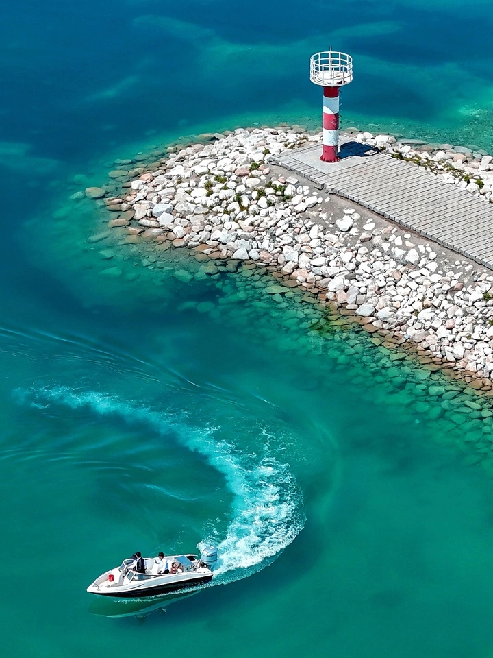 人生必去赛里木湖