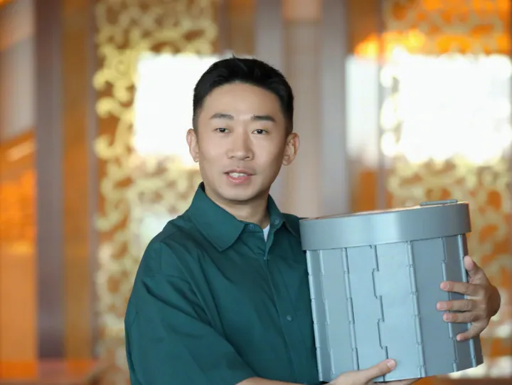 幽默背后的励志故事