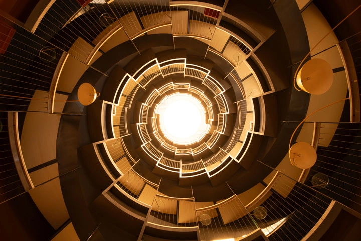 仰望天空的角度