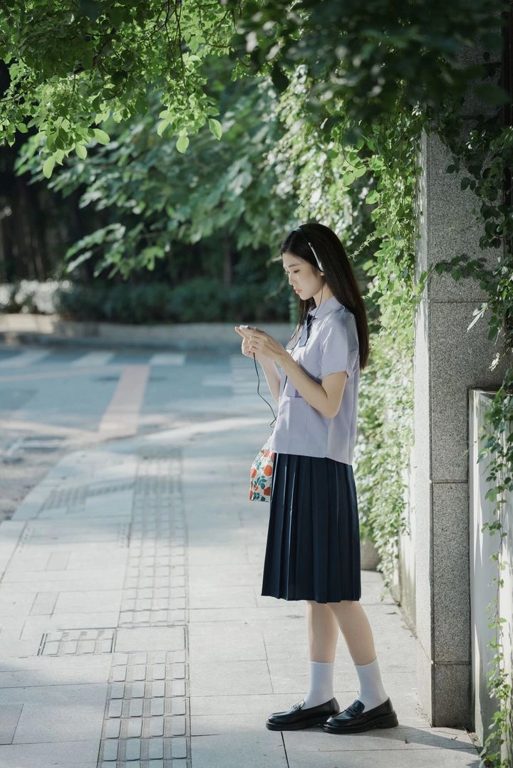 泰式校服征服时尚圈