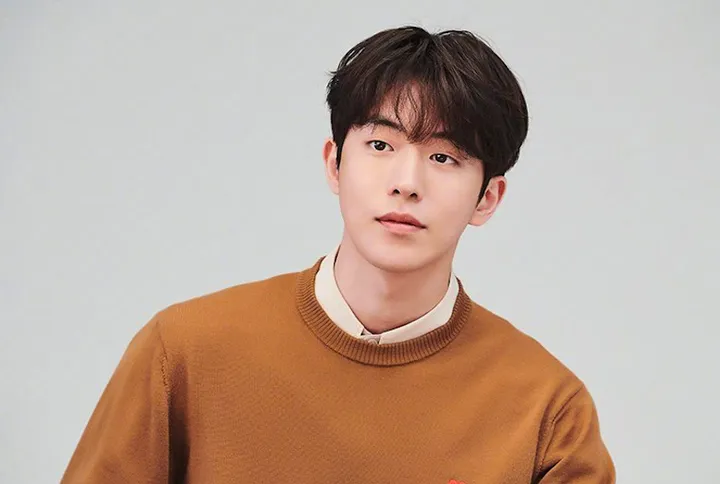 南柱赫退伍归来