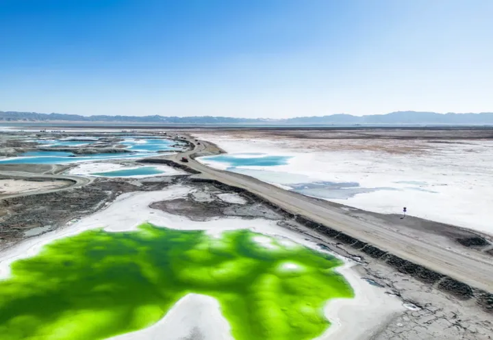 大柴旦盐湖的奇幻之旅