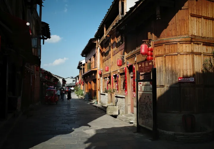 国内人造景区天花板