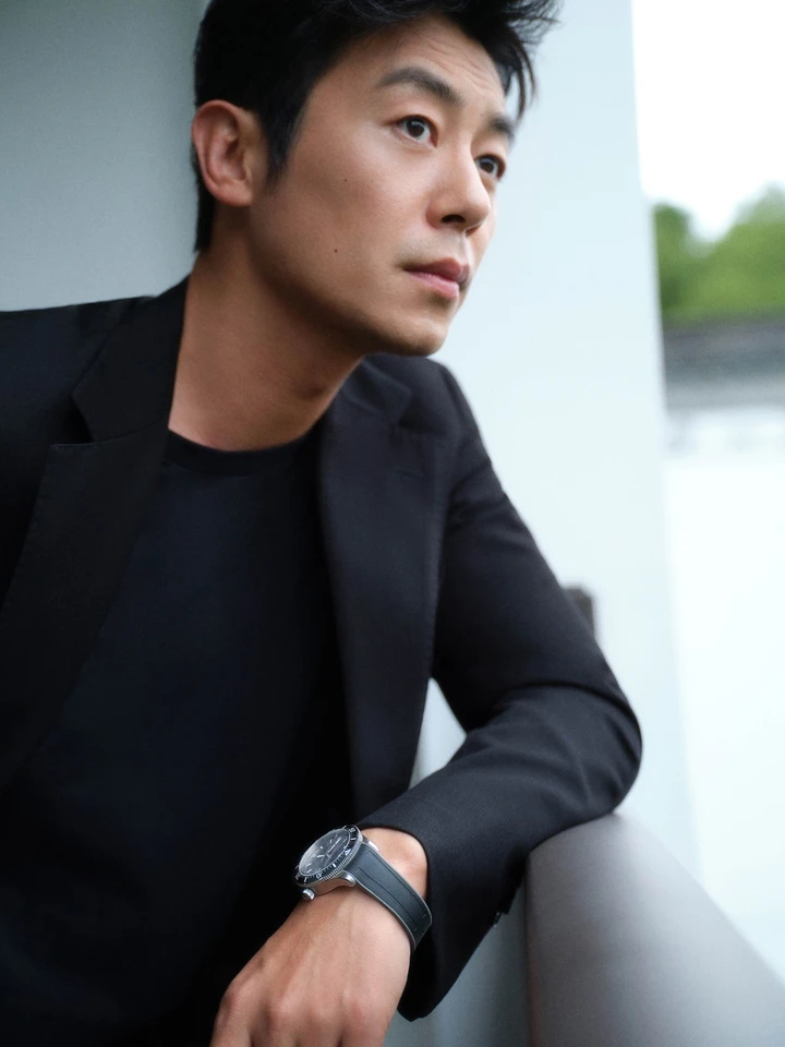 男星中行走的荷尔蒙