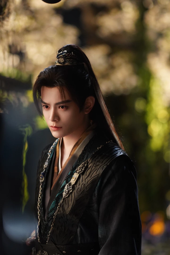 丁禹兮的神秘反派慕声