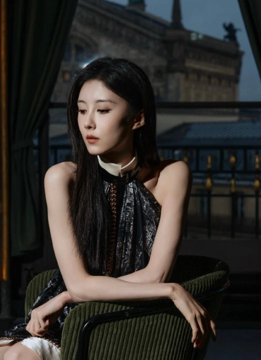 推荐宝藏女演员曹裴然