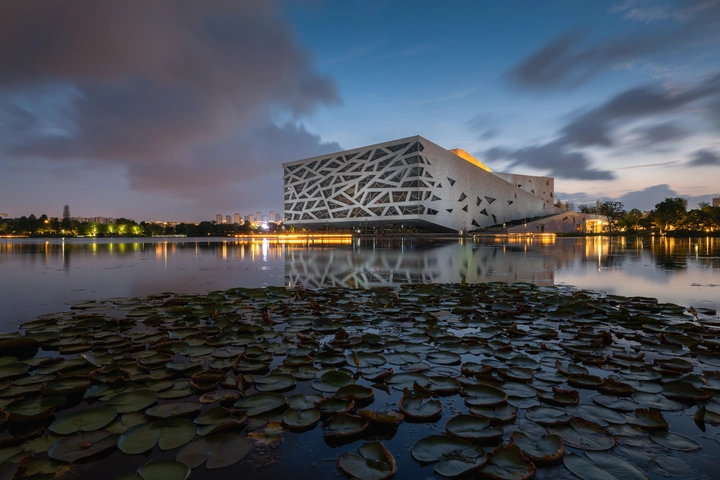 一款夜拍神器 | 适马20mm f1.4 DG HSM使用体验