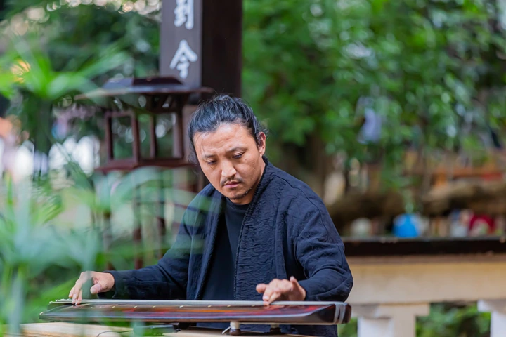 古琴演绎文君故里