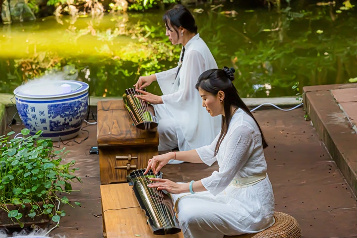 古琴演绎文君故里