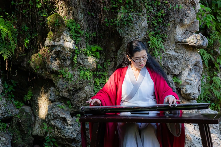 古琴演绎文君故里