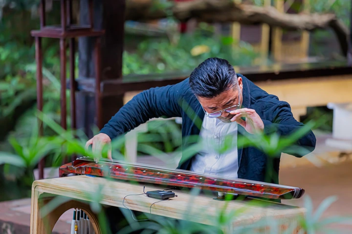 古琴演绎文君故里