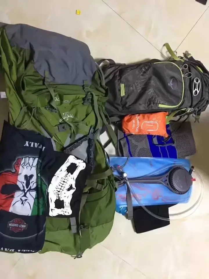 “世界第一位”-四川7岁儿童“果果”从北疆翻越天山徒步到南疆(七岁生日)