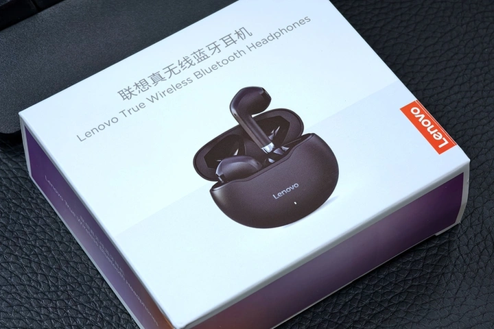 联想TC3304：大动圈、长续航，轻盈佩戴