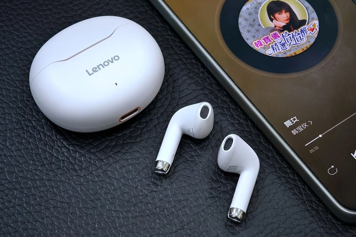 联想TC3304：大动圈、长续航，轻盈佩戴