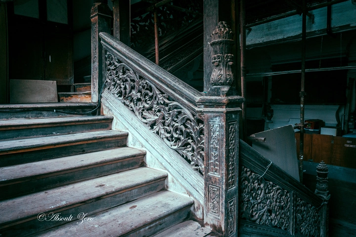 小城故事(自述)Ⅱ——阶梯的背后(1)