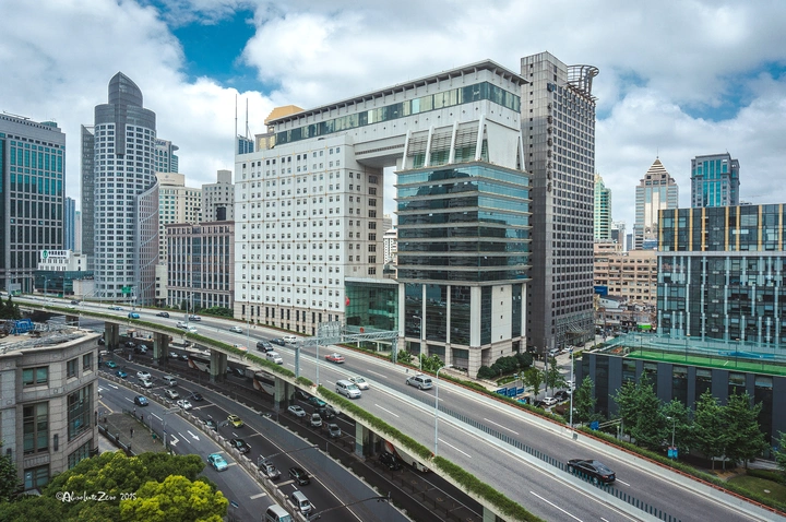 图说小城之事(13):那些年,我在楼顶和台风战斗的城市风光片