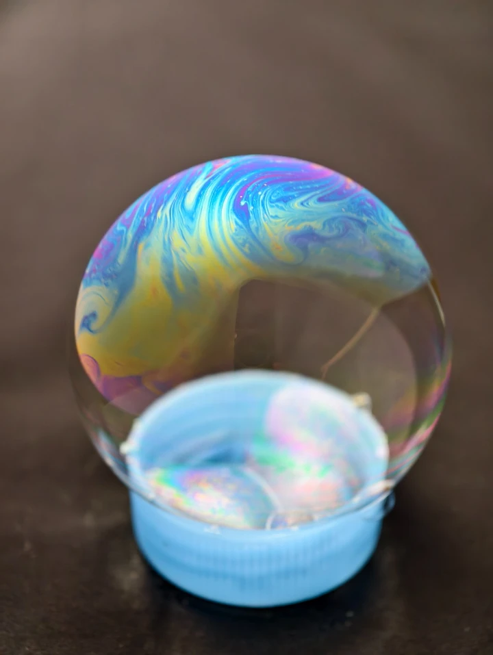 泡泡异星生存指南之我在地球装外星人