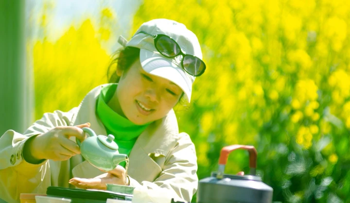 倾情一壶邀春天