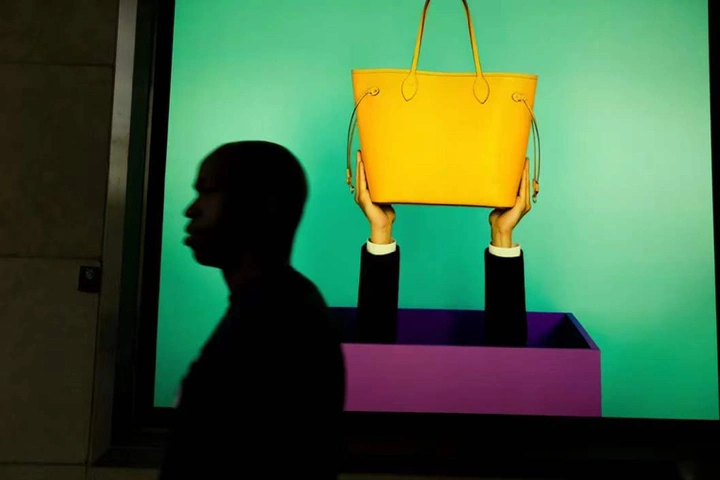 亚历克斯·韦伯作品赏析